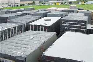Nero Zimbabwe Granite Block
