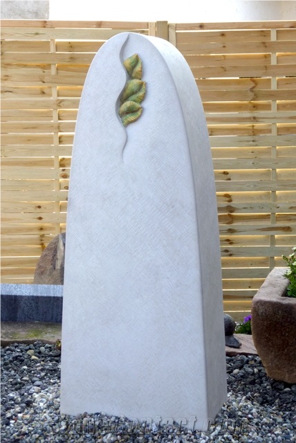 Schoenbrunner Sandstein Carved Custom Design Headstone