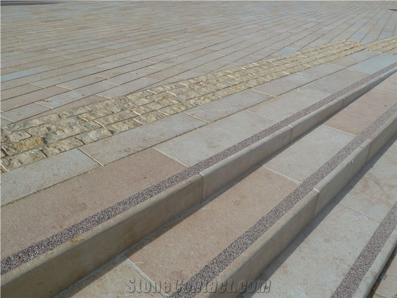 Pierre Calcaire Rocheret Gris Limestone Pavers