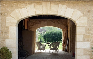 Pierre De Mauzens Arches