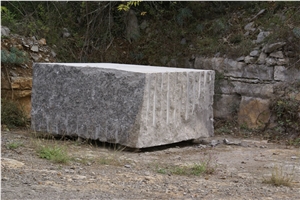 Pierre De Ruoms Limestone Blocks
