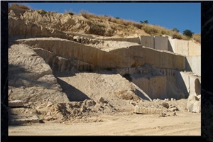 Top Gold Granite - Brazil Gold Granite Block from Own Quarry