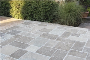 Fond Du Lac Limestone Pavement, Fond Du Lac Silver Walkway Pattern