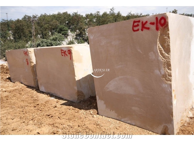 Bursa Gold Beige Marble Blocks