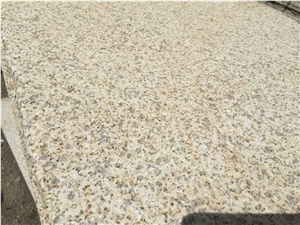 G682 Granite Slabs & Tiles, Yellow Granite,G682 Bushhammered,Dry-Cladding Yellow Granite,Cheap Yellow Granite, G682 Granite Pavers, Cheap Paving Stone, G682 Yellow Granite Paving Stone, China Yellow G