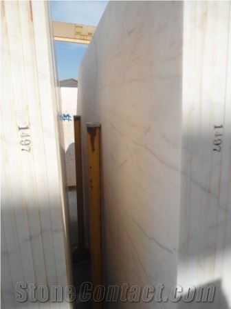 Available Estremoz Marble Slabs in Stocks