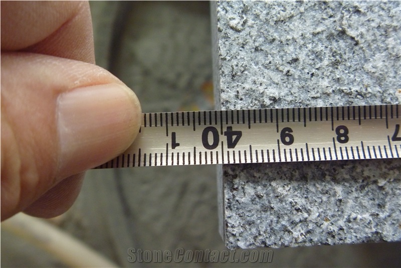 China Granite G654 Padang Dark Grey Natural Flamed Tles