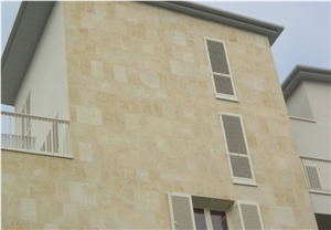 Sireuil Limestone Facade Sireuil Limestone Facade