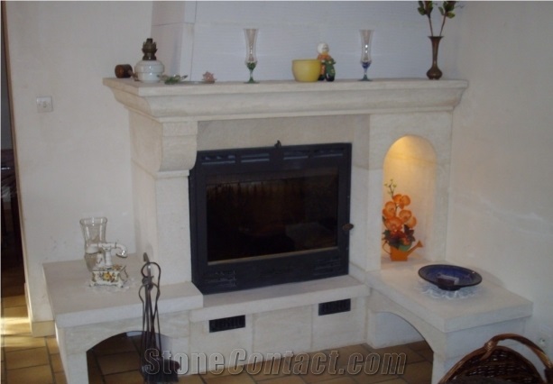 Sireuil Limestone Fireplace, Sireuil Hauteroche Dore
