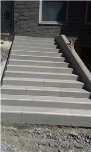 G654, China Dark Grey,Padang dark, Flamed, Steps with G603 Stripe