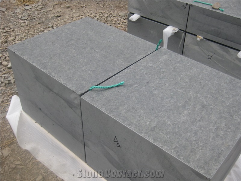 Mongolia Black Eg89 Black Basalt Flamed Covers