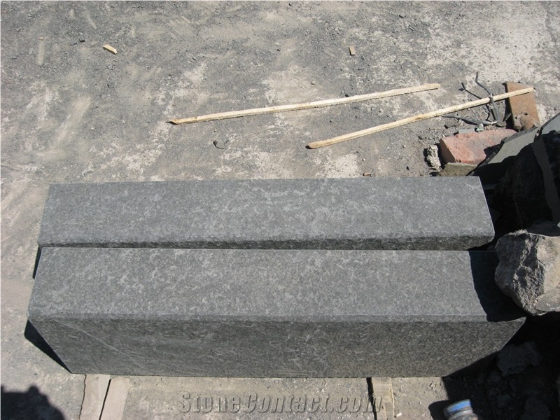 New G684,Cheap Chinese Black Basalt,Nordland Basalt,Flamed Steps/Stairs/Stair Treads