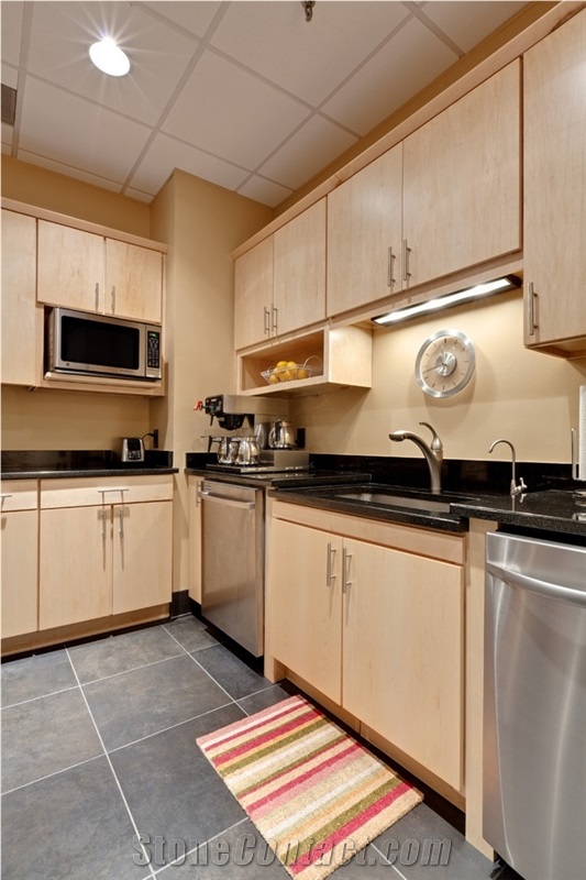 Bst Black Color Quartz Stone Prefabricated Kitchen Countertop with Various Customized Edges Non-Porous and Easy to Clean and Maintain Directly from China Manufacturer at Good Price Thickness 2/3cm