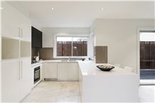 China Elegant White Quartz Stone Countertop with Bright Solid Surface Directly from China Manufacturer at Competitive Pricing Standard Slab Size 3200*1600mm or 3000*1400mm Thickness 12/15/20/25/30mm