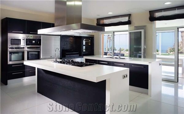 China Elegant White Quartz Stone Countertop with Bright Solid Surface Directly from China Manufacturer at Competitive Pricing Standard Slab Size 3200*1600mm or 3000*1400mm Thickness 12/15/20/25/30mm