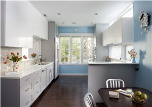 China Luxury Pure White Engineered Quartz Stone Kitchen Countertop with Bright Surface Non-Porous and Easy to Clean Directly from China Manufacturer More Durable Than Granite with Thickness 2/3cm