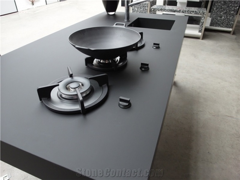 Luxury Interior Design with Black Engineered Quartz Stone Countertop More Durable Than Granite for Multifamily/Hospitality Projects Standard Slab Size 118*55 and 126*63