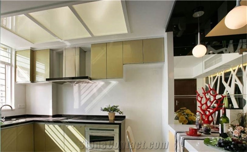 Pure White Cut to Size Quartz Stone Solid Surface Countertop with Bright Surface Non-Porous Standard Sizes 126 *63 and 118 *55 with Competitive Price and Quality More Durable Than Granite