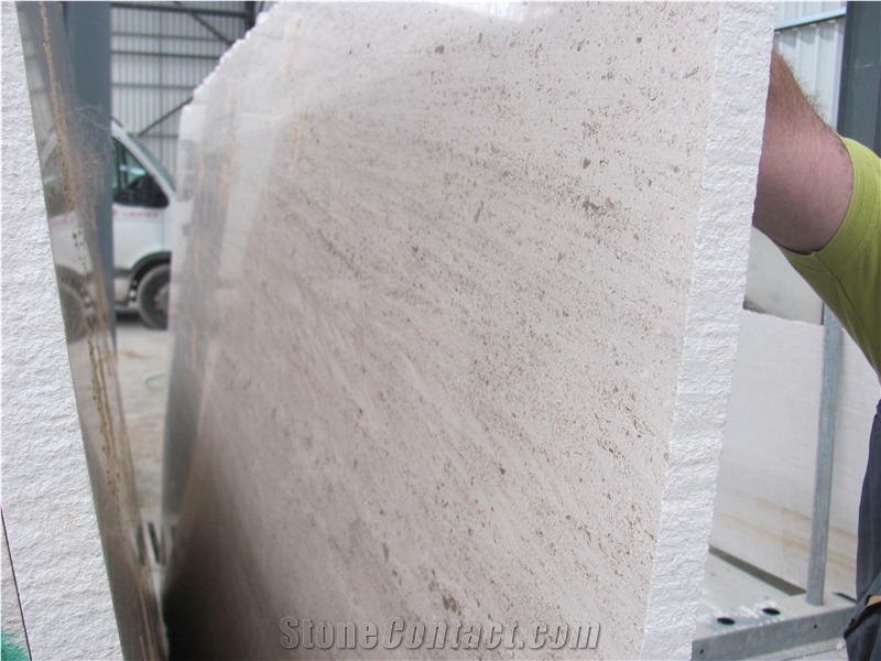 Moca Creme Limestone Tiles & Slabs, Beige Portugal Limestone Tiles & Slabs