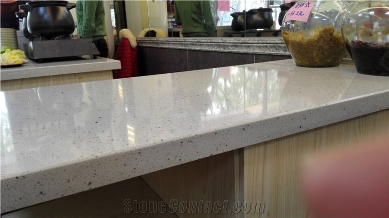 China Beige Artifical Quartz Stone Countertop