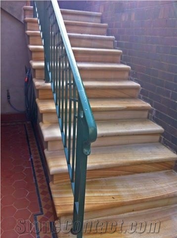 Beautiful Maroota Sandstone Walls and Stairs