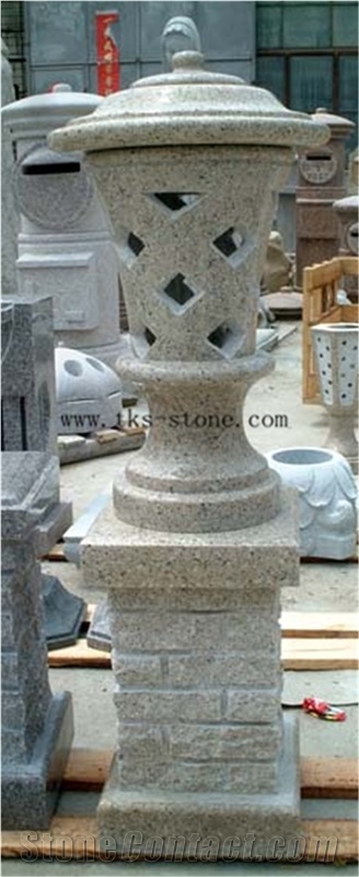 China Beige Granite Garden Lanterns,Chinese Granite Lamps,Lanterns Sculptures,Lamps Caving