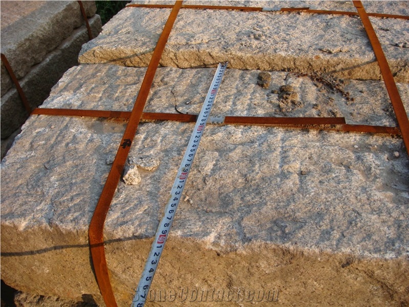 G350 China Rust Sesame Yellow Granite Kerbs,Yellow Granite Curbstone