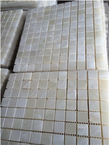 White/Light Green Afghan Mono Onyx Mosaic Tile