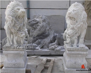 White Marble Lion Sculpture / Garden Stone Lion Statue