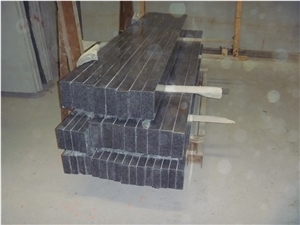 Polished Dark Grey Granite Palisade