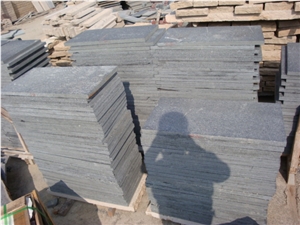 Chinese Putian Black Basalt in Flamed Tile for Flooring and Wall Design