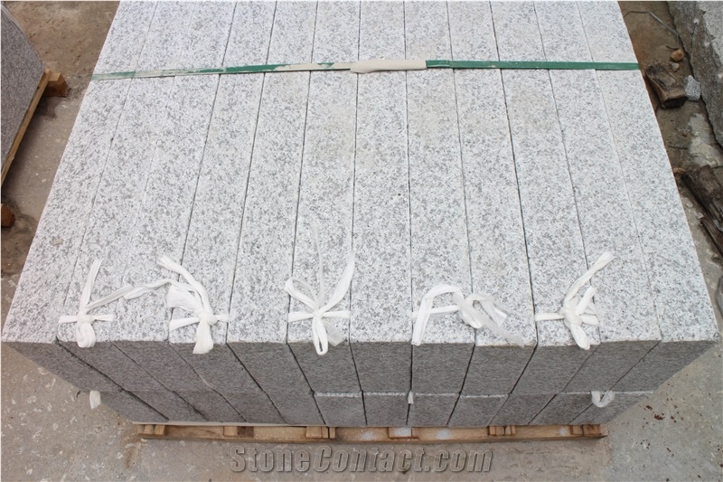Flamed G623 Kerbstone, China Grey Granite Curbstone, Flamed G623 Paving