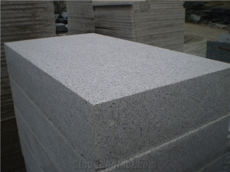G350 Granite Kerbstone