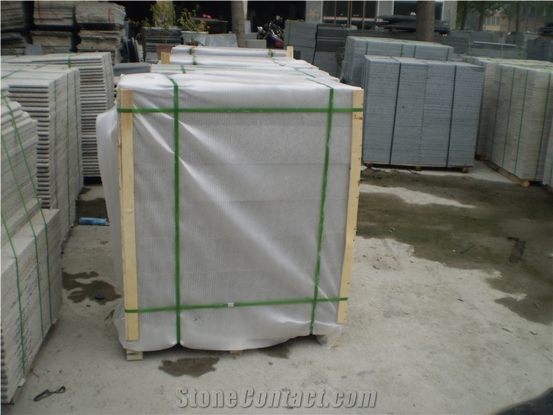Shandong Rust Stone Wenshang Granite, Wenshang Yellow Rust Granite,Rust Yellow Kerbstones,G350 Granite Pavers Stone for Construction Stone, Ornamental Stone and Other Design Projects