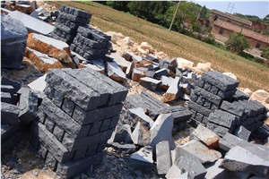 Zhangpu Black Basalt Kerbstone, Putian Black,G 640,Impala China,Sesame Black Kerbstone,Cubestone Kerbs,Road Stone in Natural Split