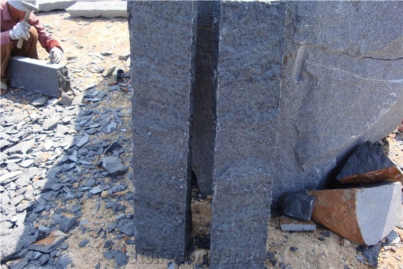 Zhangpu Black Basalt Kerbstone, Putian Black,G 640,Impala China,Sesame Black Kerbstone,Cubestone Kerbs,Road Stone in Natural Split