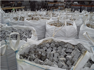 Kostrza Granite Split Cobbles, Cube Stone