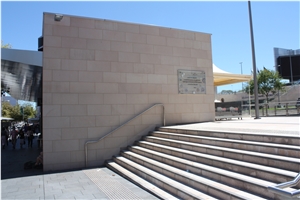 Gosford Buff Sandstone Wall and Floor Tiles