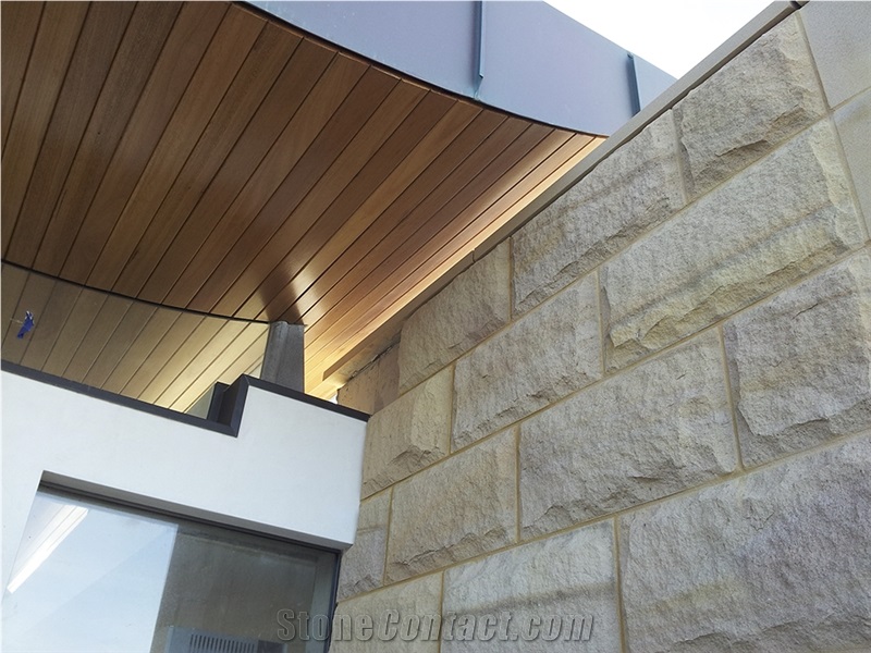 Mangrove Buff Sandstone Mushroomed Wall