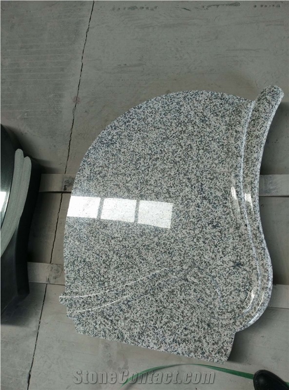 China Red Granite Western Style Tombstone and Monument