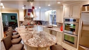 Bianco Antico Granite Kitchen Countertop with Full Back Splash Bianco Antico Granite Kitchen Countertop with Full Back Splash