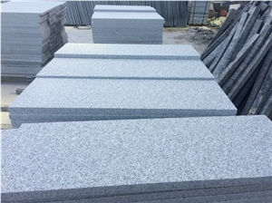 G603 Gray Granite Flamed Stair Tread