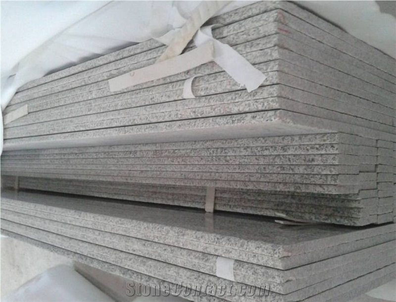 Top Quality Popular Polished Star Grey G655 Granite Slabs & Tiles on Sales, China White Granite