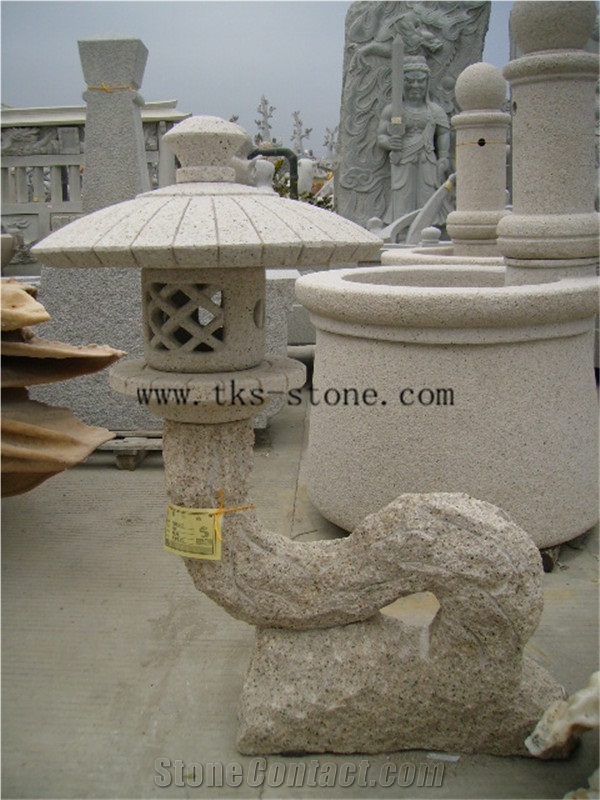 Stone Lanterns Caving,Beige Granite Garden Lanterns&Lamps,Japanese Lanterns,Exterior Lamps, Sculpture Beige Granite Japanese Lanterns
