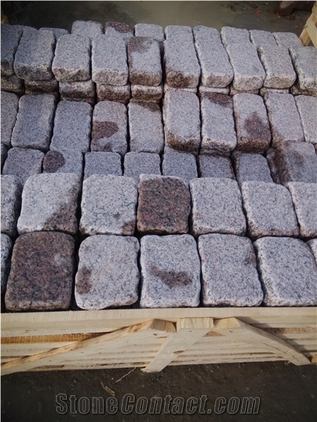 China Red Porphyry Granite G666 Split Face Mushroom Stone for Walling Cladding