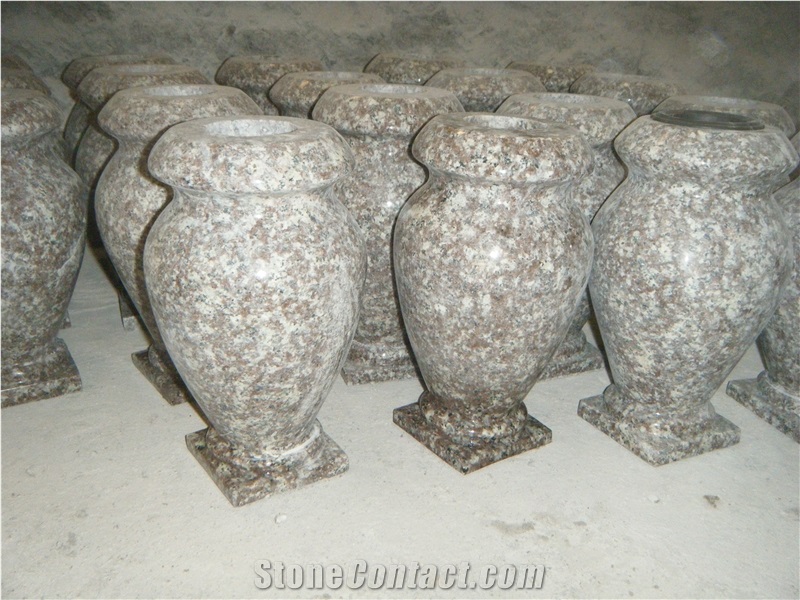 G664 Granite Urn, Monumental Accessories