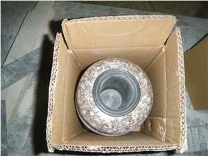 G664 Granite Urn, Monumental Accessories