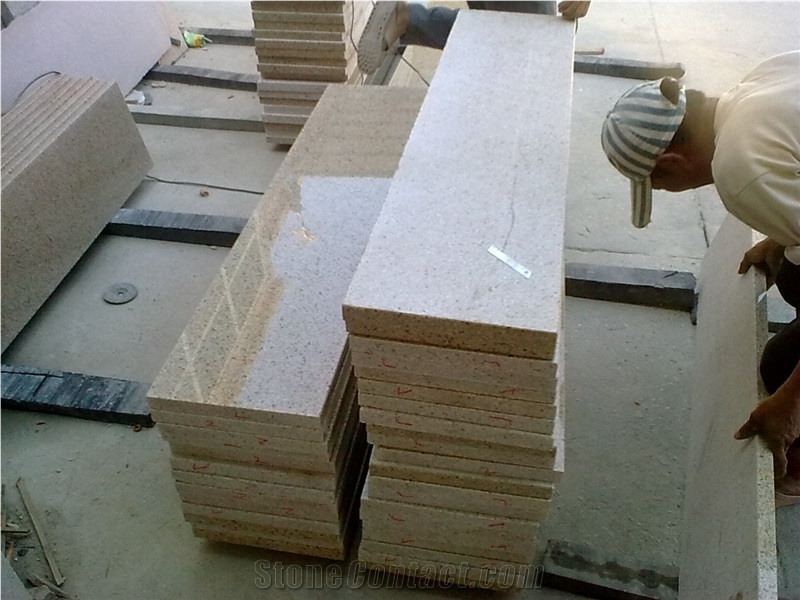 G682 Granite Steps/Stairs China Yellow Granite Steps & Stairs