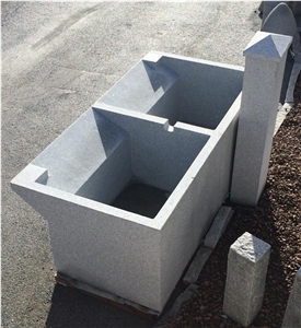 Fountain Pietra Granito Cuneo Piemonte, Grey Granite Italy Fountain