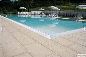 Brushed Pietra Di Istria Swimming Pool Terraces, Coping, Kanfanar Limestone Pool Coping, Beige Limestone